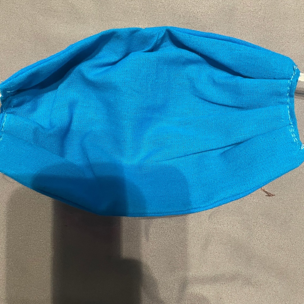 Embroidered face mask - Picture 4 of 12